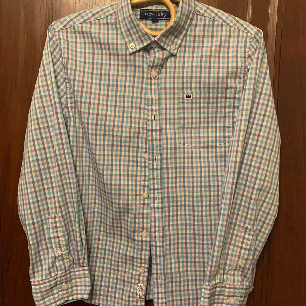 Crown & ivy boys large long sleeve button down